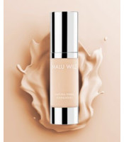 Malu Wilz Natural Finish Foundation with a makeup sponge as a gift malu wilz